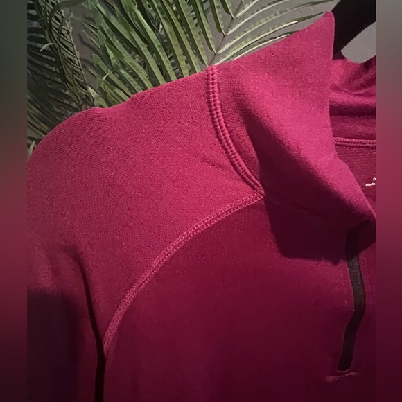 Fabletics- Men's Long Sleeve Active Quarter Zip: - Picture 4 of 4